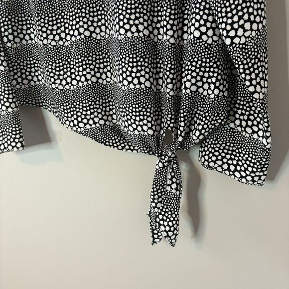 Talbots Long Sleeve Polka Dot Blouse Black White Top Tie Front Size Medi… - Picture 3 of 8